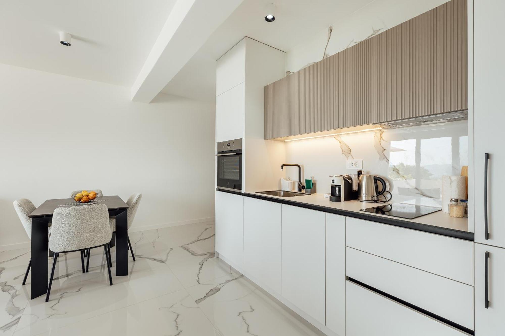 Savina Beachfront Oasis Herceg Novi Exterior photo